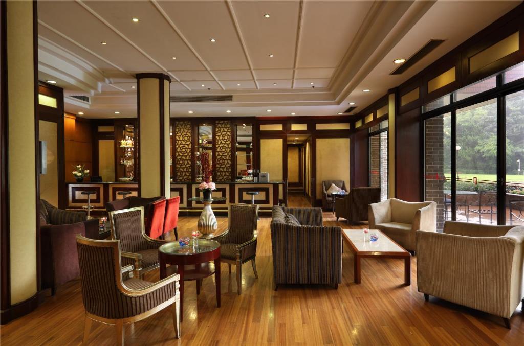 Cypress Hotel Jin Jiang Shanghái Exterior foto