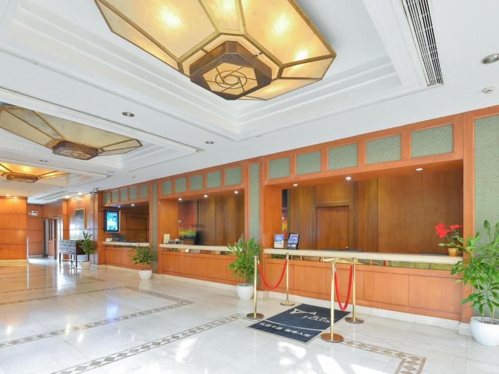 Cypress Hotel Jin Jiang Shanghái Exterior foto