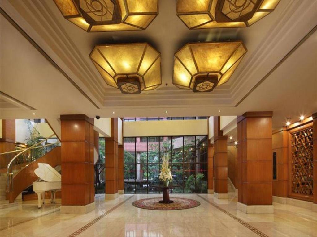 Cypress Hotel Jin Jiang Shanghái Exterior foto